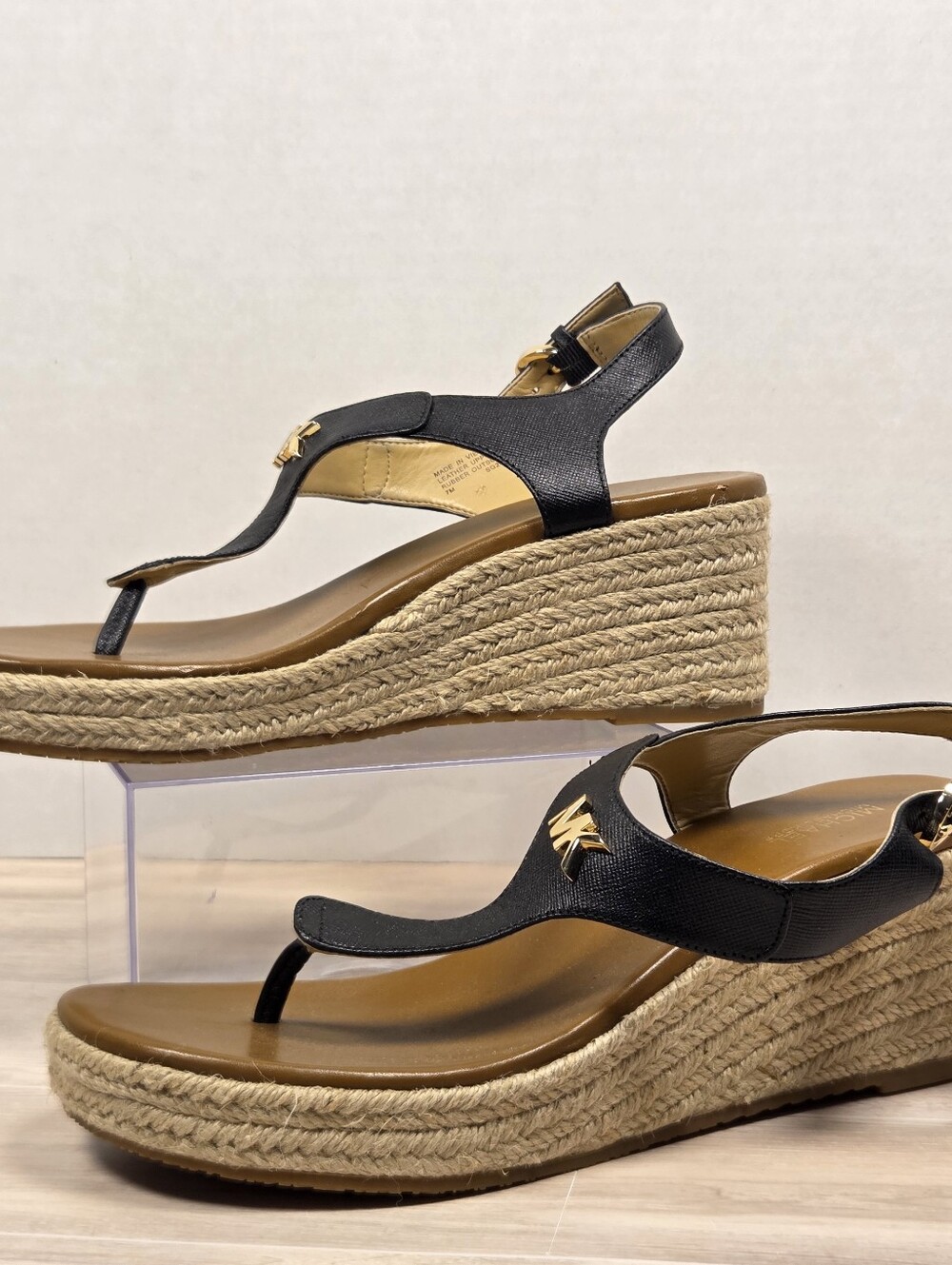 Michael Kors MK Women's 7 Black Thong Wedge Sandals Ankle Strap Espadrille